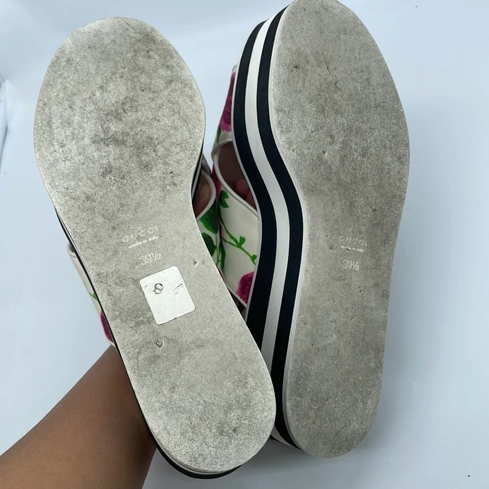 GUCCI Pink Red Rose Floral Sandals Peggy Platforms Striped Sole 39.5